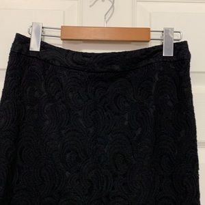 LORD AND TAYLOR black lace skirt. Size 2 petite.